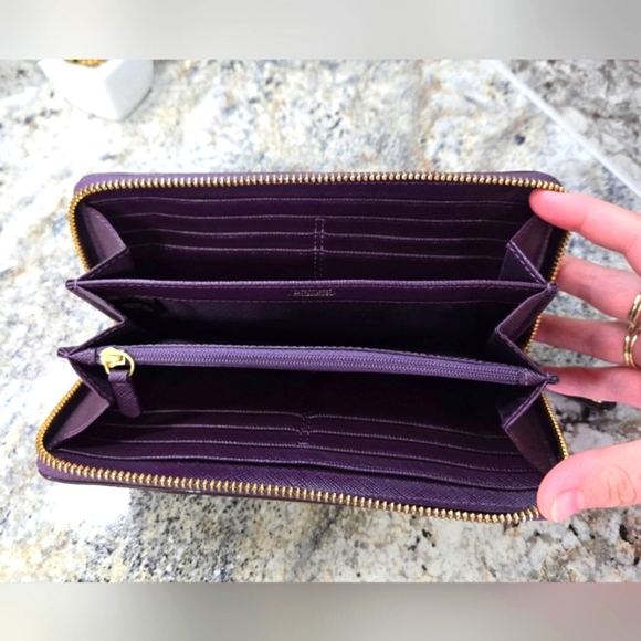 EUC Coach Purple/Tan Op Art Fabric and Leather Madison Continental Wallet - Picture 12 of 12